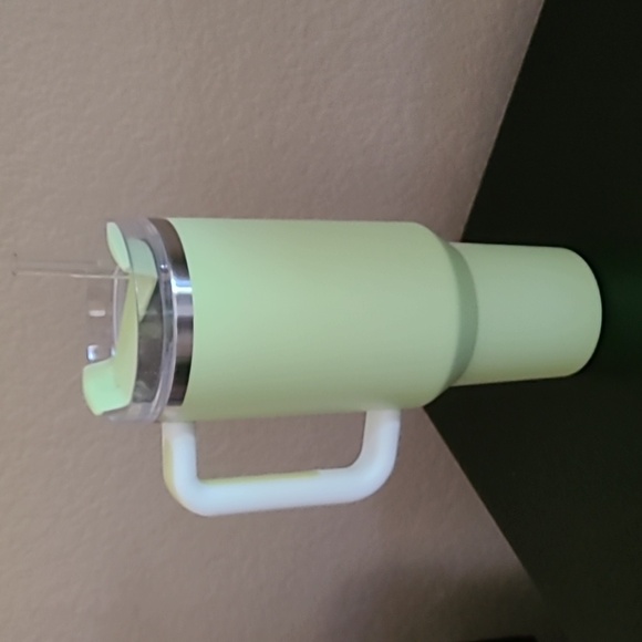 EUC 40oz Stanley tumblers in lime green - Picture 2 of 5